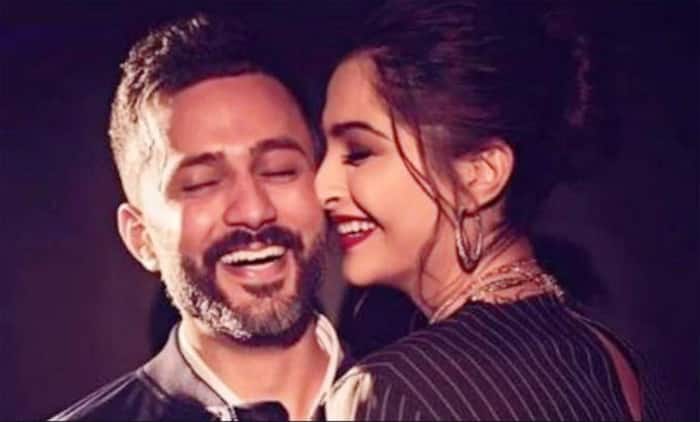 Sonam Kapoor Bank’s on Her Zoya Factor Charm to Lure Husband Anand Ahuja Into Celebrating First Wedding Anniversary Together, Reveals The Main Day Plan