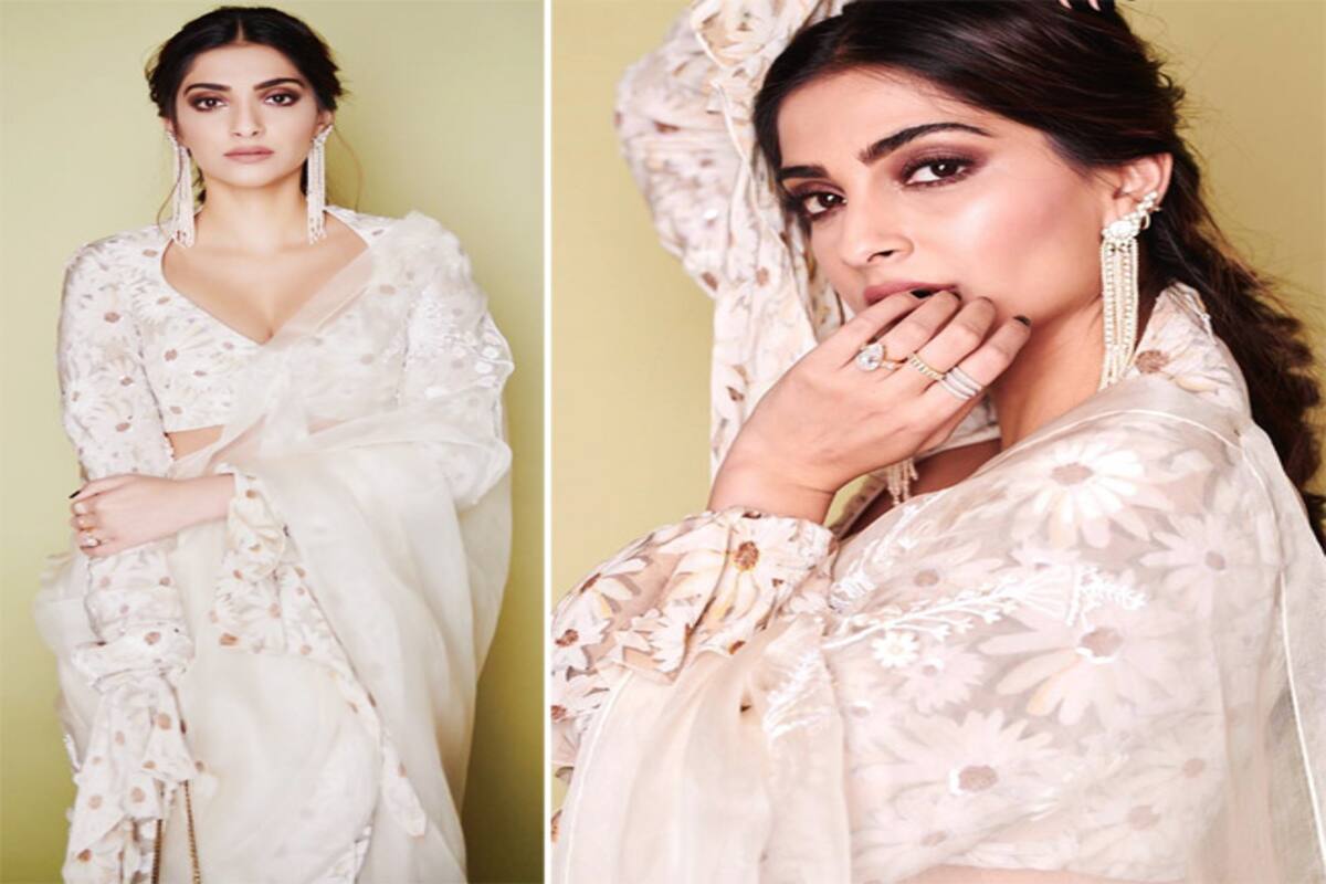 Sonam Kapoor Spends A Daisy Studded Night At The Amazon Filmfare Awards In A Gorgeous Floral Saree Sonam kapoor hot hd photo in transparent saree,sonam kapoor hot navel show photos in saree,sonam kapoor wallpapers,sonam kapoor latest sonam kapoor hot,sonam kapoor in half saree,sonam kapoor latest … in wet dress,sonam kapoor latest movies,sonam kapoor photo. sonam kapoor spends a daisy studded