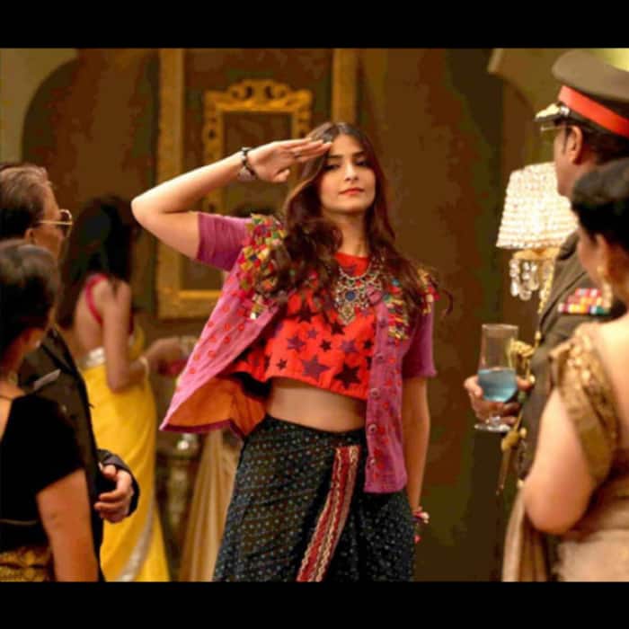 Sonam Kapoor wishes her fans Happy Independence Day