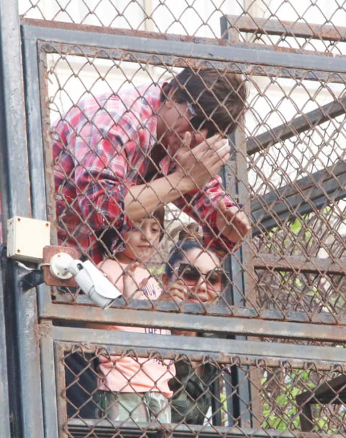 SRK during Dahi Handi celebrations organised on Janmashtami at Mannat in Mumbai on September 03, 2018