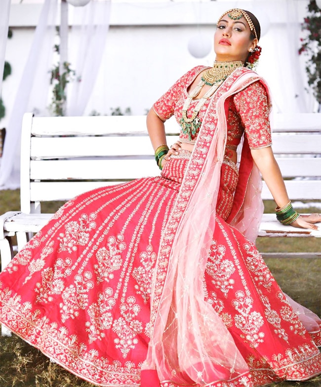 dulhan ghagra saree