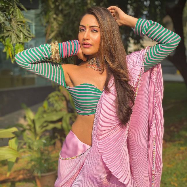 Surbhi Chandna looks simply stunning in her purple saree for Naagin 5