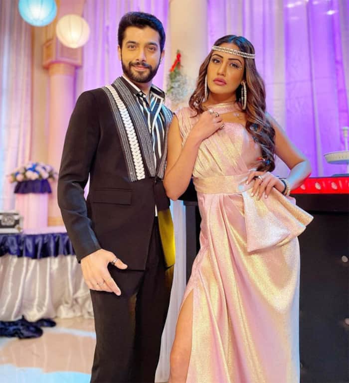 Surbhi Chandna treated her fans with latest pictures
