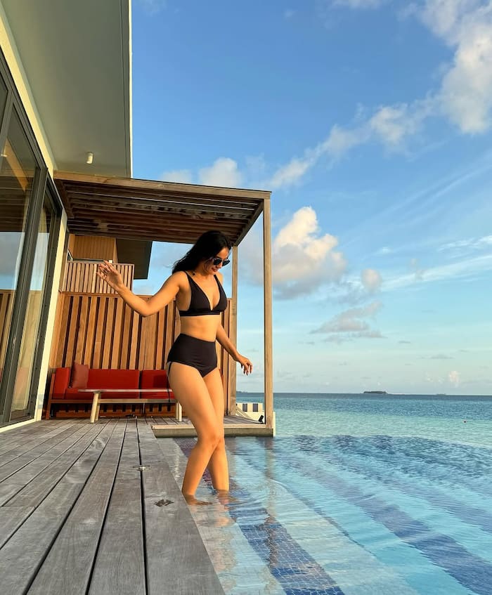 Surbhi Jyoti is all set to raise hotness inside the pool