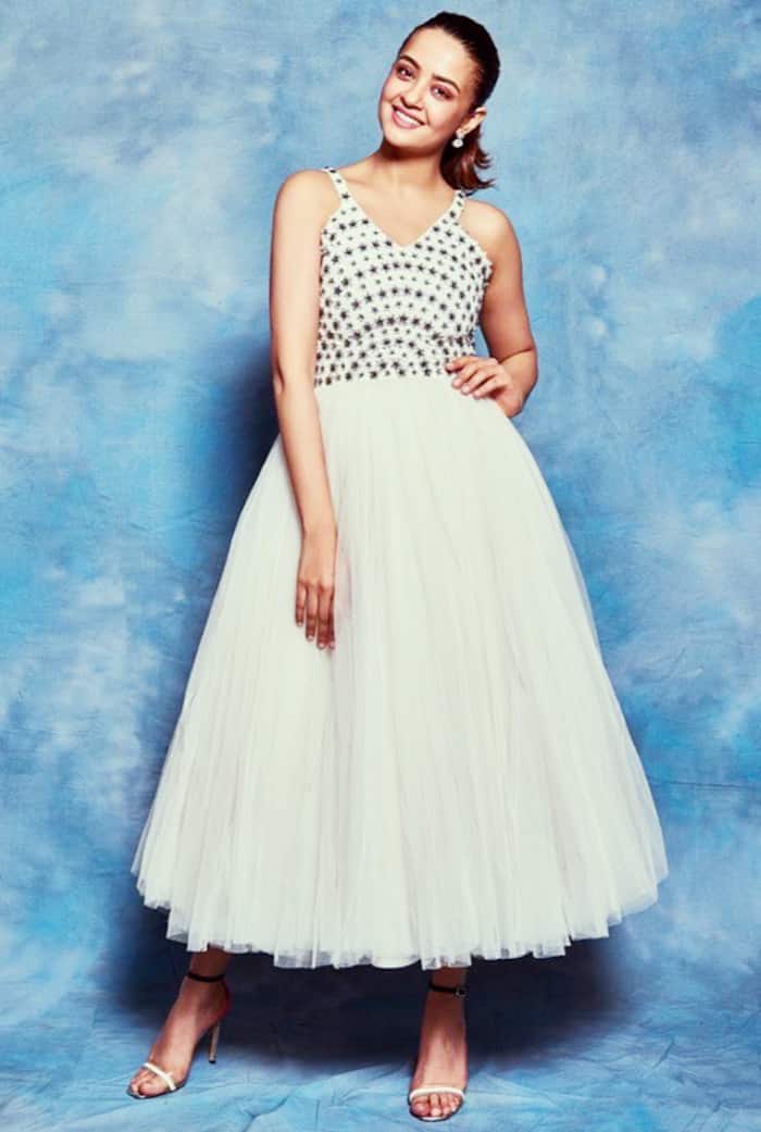 Surveen Chawla in Blanc Dress