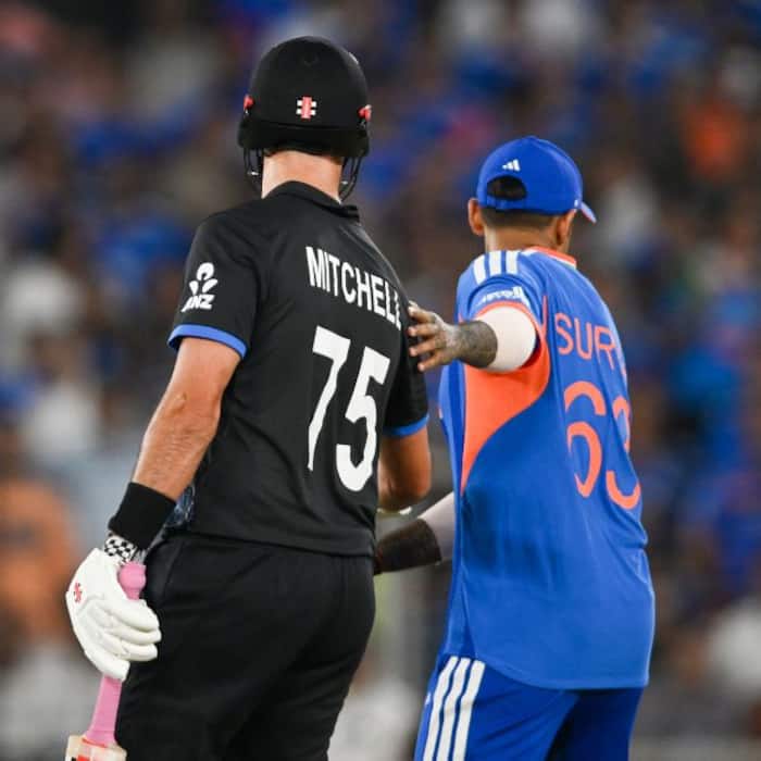 Suryakumar Yadav had to break up the fight between Arshdeep Singh and Daryl Mitchell
