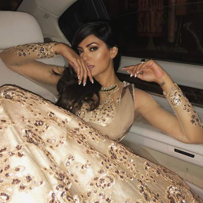 Sushmita Sen posted a stylish picture
