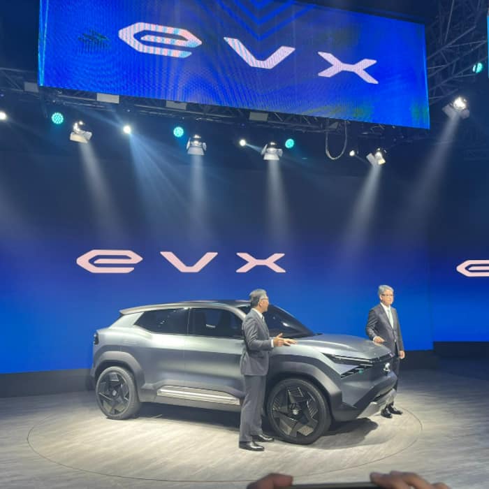 Maruti Suzuki Unveils Concept Electric SUV 'eVX' With 550 Km Range At ...