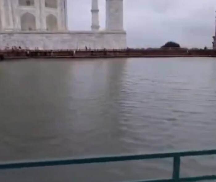 Taj Mahal under threat 