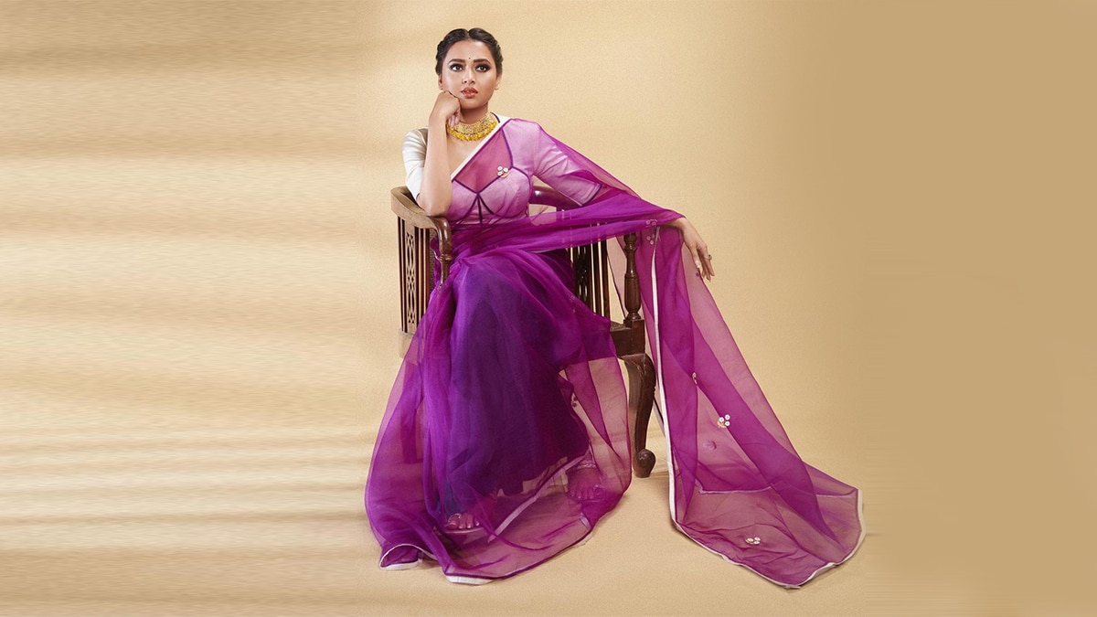 Tejasswi Prakash is a Pretty Marathi Mulgi in Purple Silk Saree PHOTOS