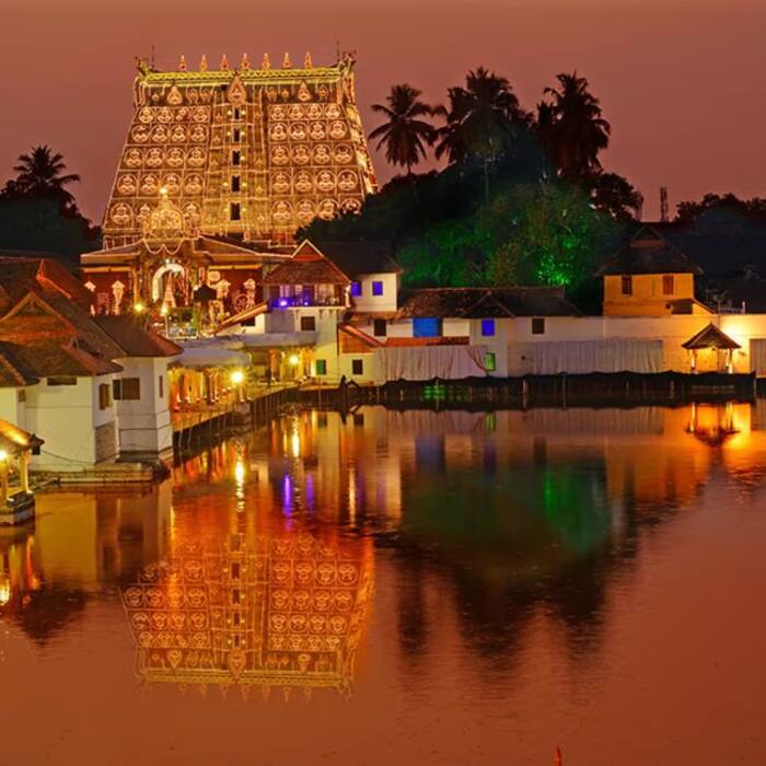 Temple with Most Gold     Padmanabhaswamy Temple