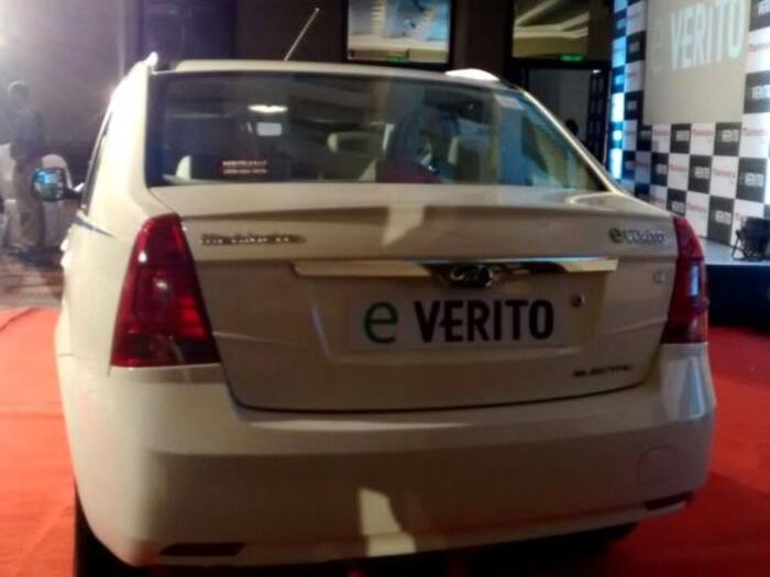 The rear profile of the Mahindra e-Verito is similar to the normal sedan. The e-Verito differentiates itself by having the e-Verito and Electric badges at the rear. The rear section also sports a chrome garnished bar on the centre of the boot lid. The car gets a small lip spoiler at the rear along with conventional taillights.