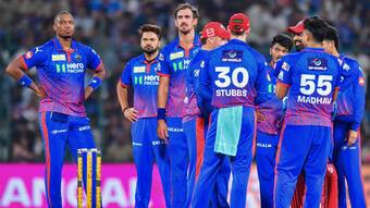 THIS star player from DC can be TRADED to Shah Rukh Khan's KKR due to...