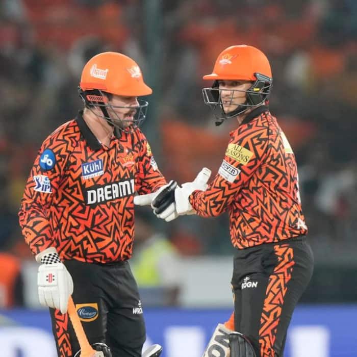 Throwback to that one RCB Vs SRH IPL match where all records got shattered