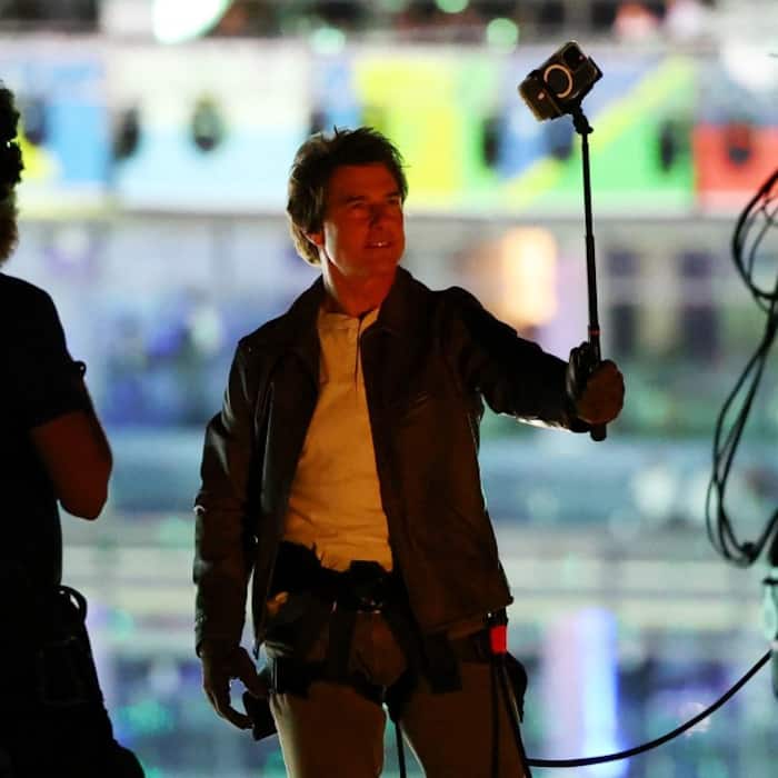 Tom Cruise lights up Closing Ceremony