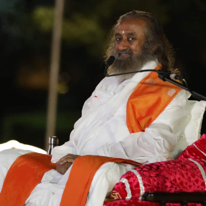 Top Quotes of Gurudev Sri Sri Ravi Shankar on  Silence