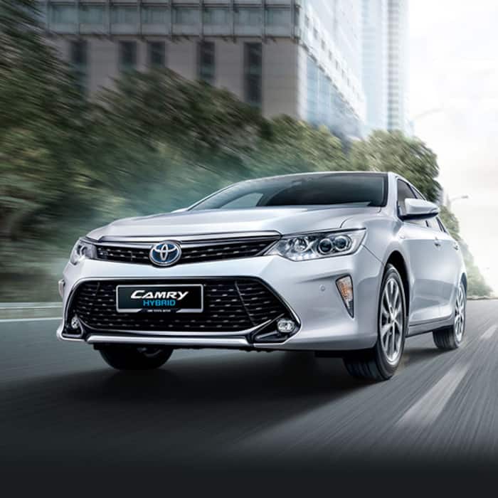 Toyota Camry Hybrid at Rs 36.25 lakh in India