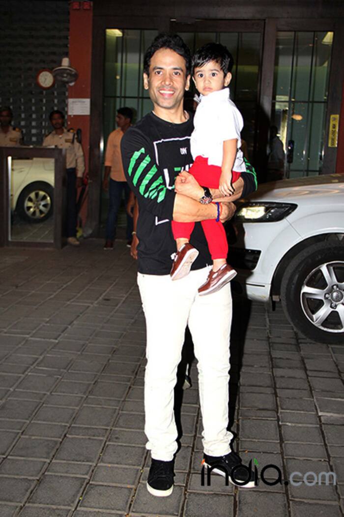 Tusshar Kapoor with son Laksshay at Arpita Khan’s Christmas bash