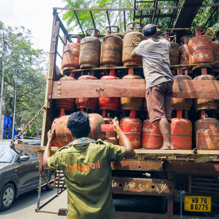 United States recorded $2.7 billion LPG imports across sectors.