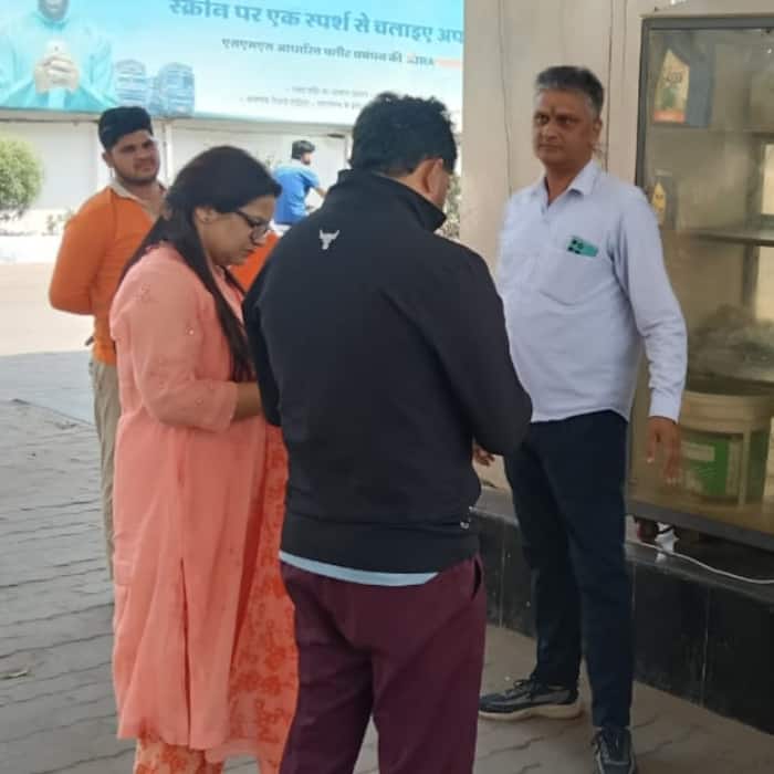 UP Government on Alert Over Rumours and Black Marketing of Gas  Petrol and Diesel