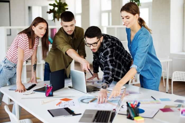 Work Week Company 7 Companies With Permanent 4-day Workweeks | Full List