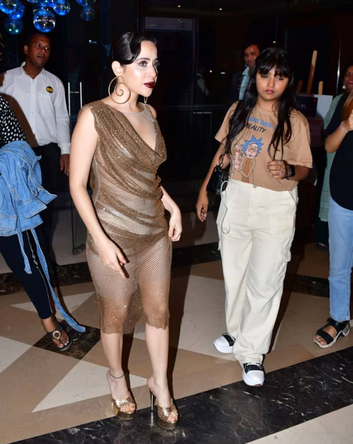 Urfi Javed And Her Latest Appearance in Barely-There Outfit - See Pics