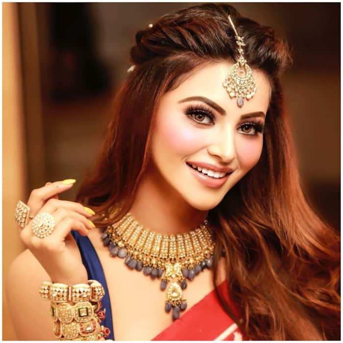 Urvashi Rautela s latest saree avatar is not for the faint hearted