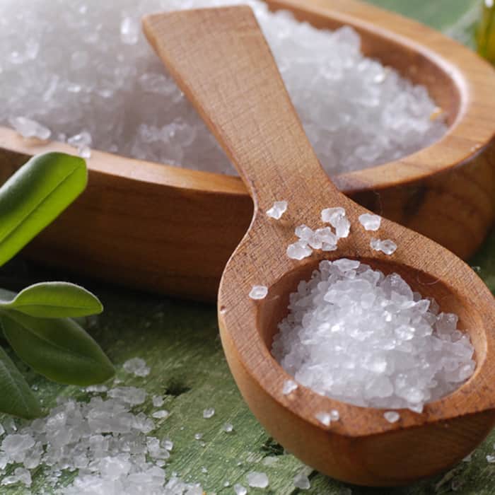 Use salt as anti-dandruff treatment