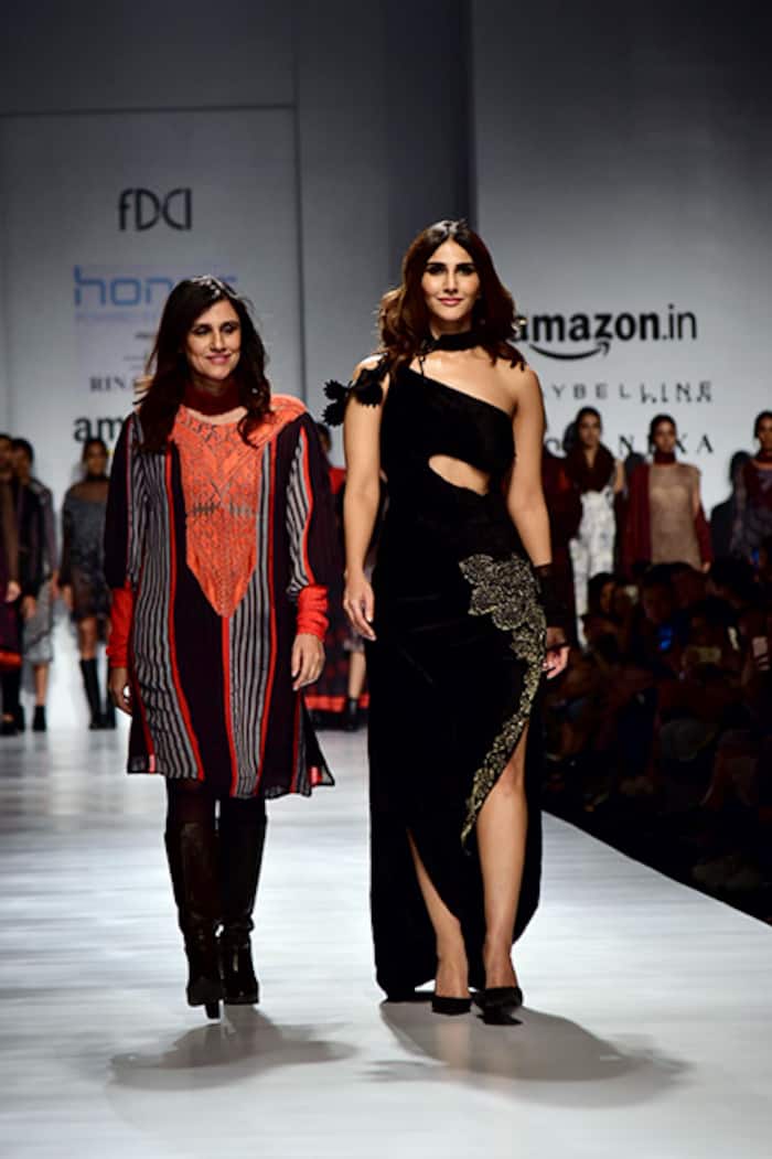 Vaani Kapoor with designer Rina  Dhaka during AIFW Spring Summer collection 2017