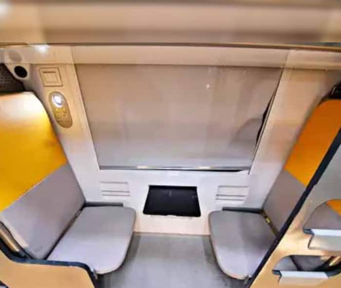 Vande Bharat sleeper train features