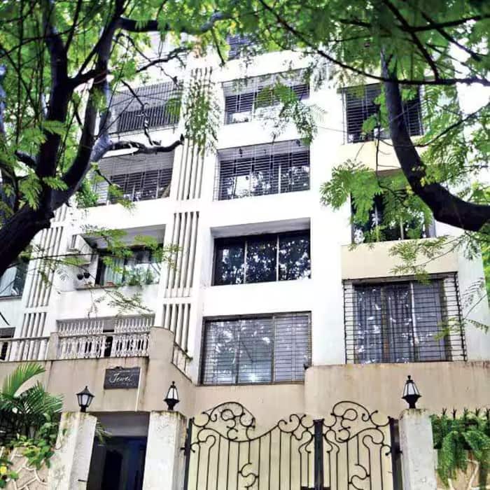 Vinod Kambli stays in 3 BHK flat worth Rs 8 crore reportedly