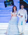 Kareena Kapoor Khan-Kartik Aaryan's Sultry Avatar at Manish Malhotra's Fashion Show Will Make Your Jaws Drop in Awe