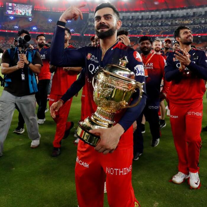 Virat Kohli was retained for Rs 21 crore by RCB
