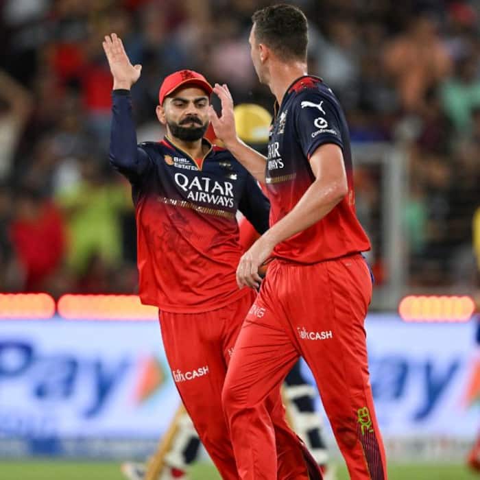 Virat Kohlis RCB were felicitated at M Chinnaswamy Stadium in Bengaluru on Wednesday