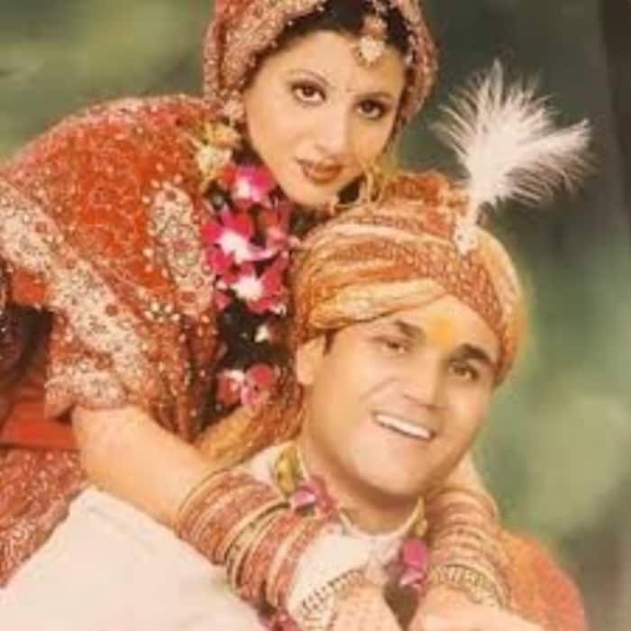 Virender Sehwag married his cousin Aarti Ahlawat