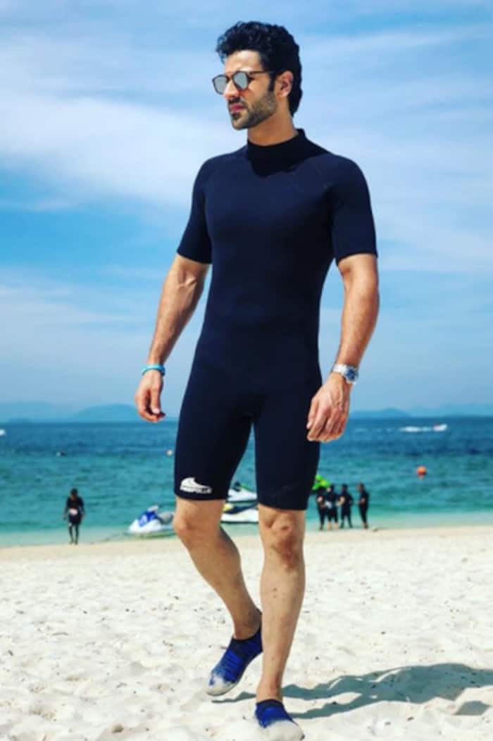 Vivek Dahiya snapped at Phi Phi Island