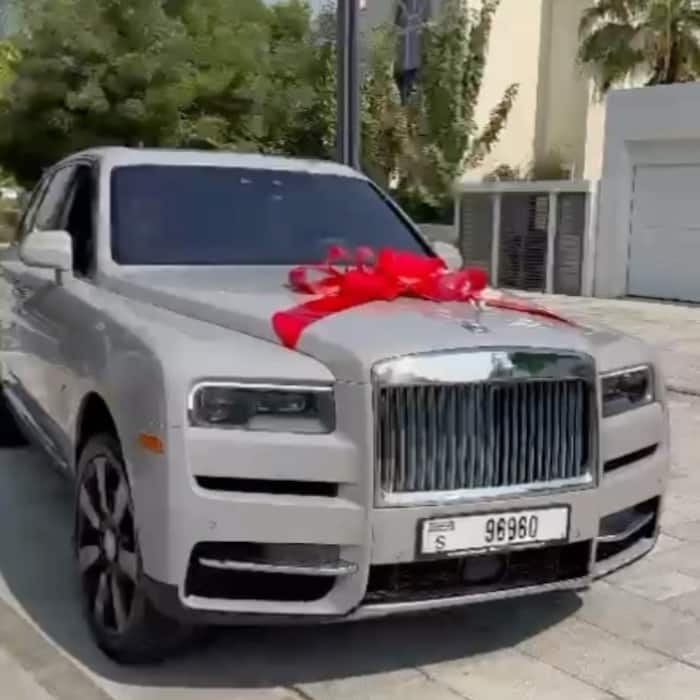 Vivek Oberio s brand new carcar