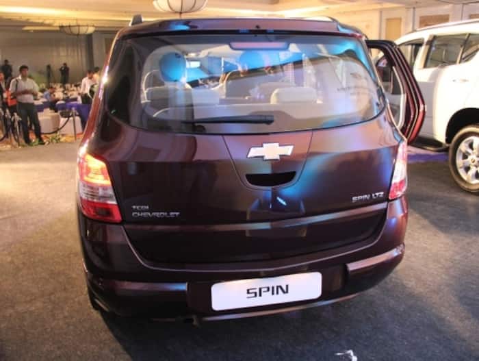 Chevrolet Spin MPV - Image Gallery