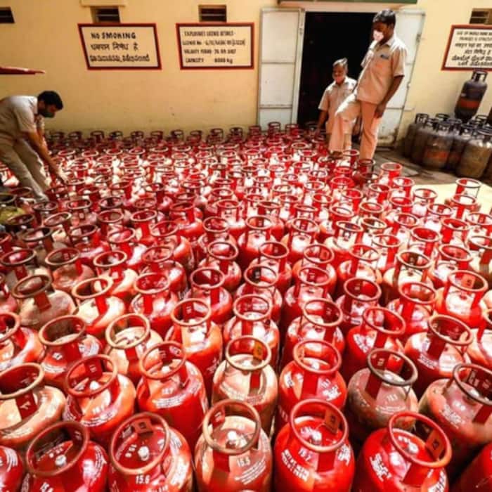 What causes the strong smell in LPG 