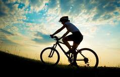 Exercising, Sleeping, And More: Know 6 Ways to Reduce Your Likelihood of Developing Alzheimer's