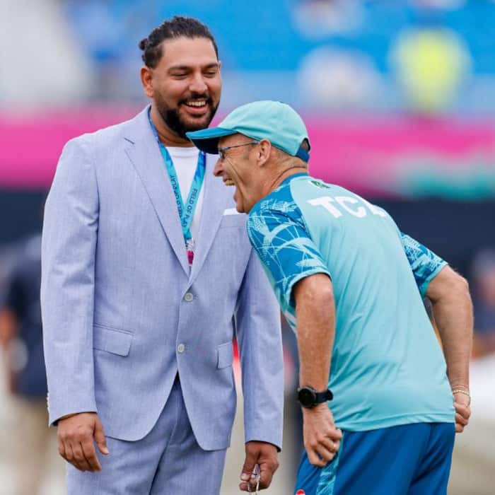 Yuvraj Singh is set to replace Hemang Badani